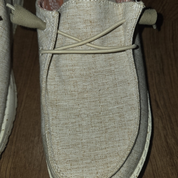 Hey Dude Women's Wendy Chambray Light Grey Casual Slip-On Shoes. - Picture 2 of 7